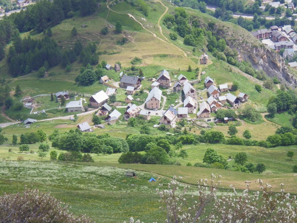 Hotel De La Poste Valloire Exterior foto
